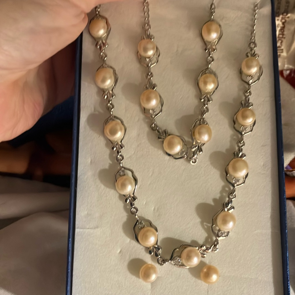 New Light Pink Pearls On Silver Nib Necklace BraceletPearl Studs From Jtv 34$